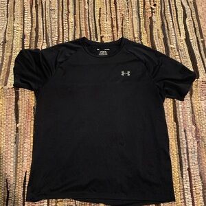Underarmour Shirt